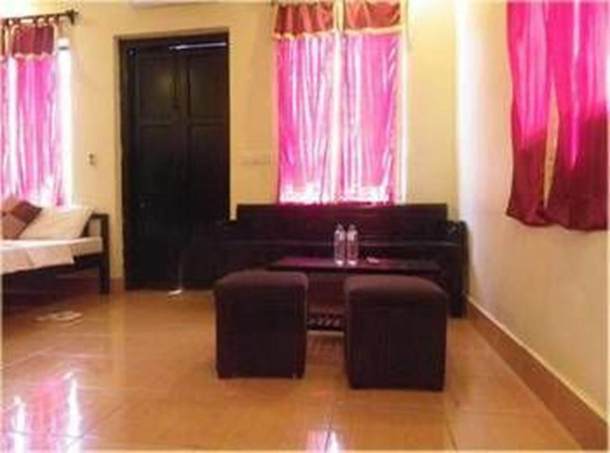 Sovanphum Guesthouse And Restaurant Phnom Penh Zewnętrze zdjęcie